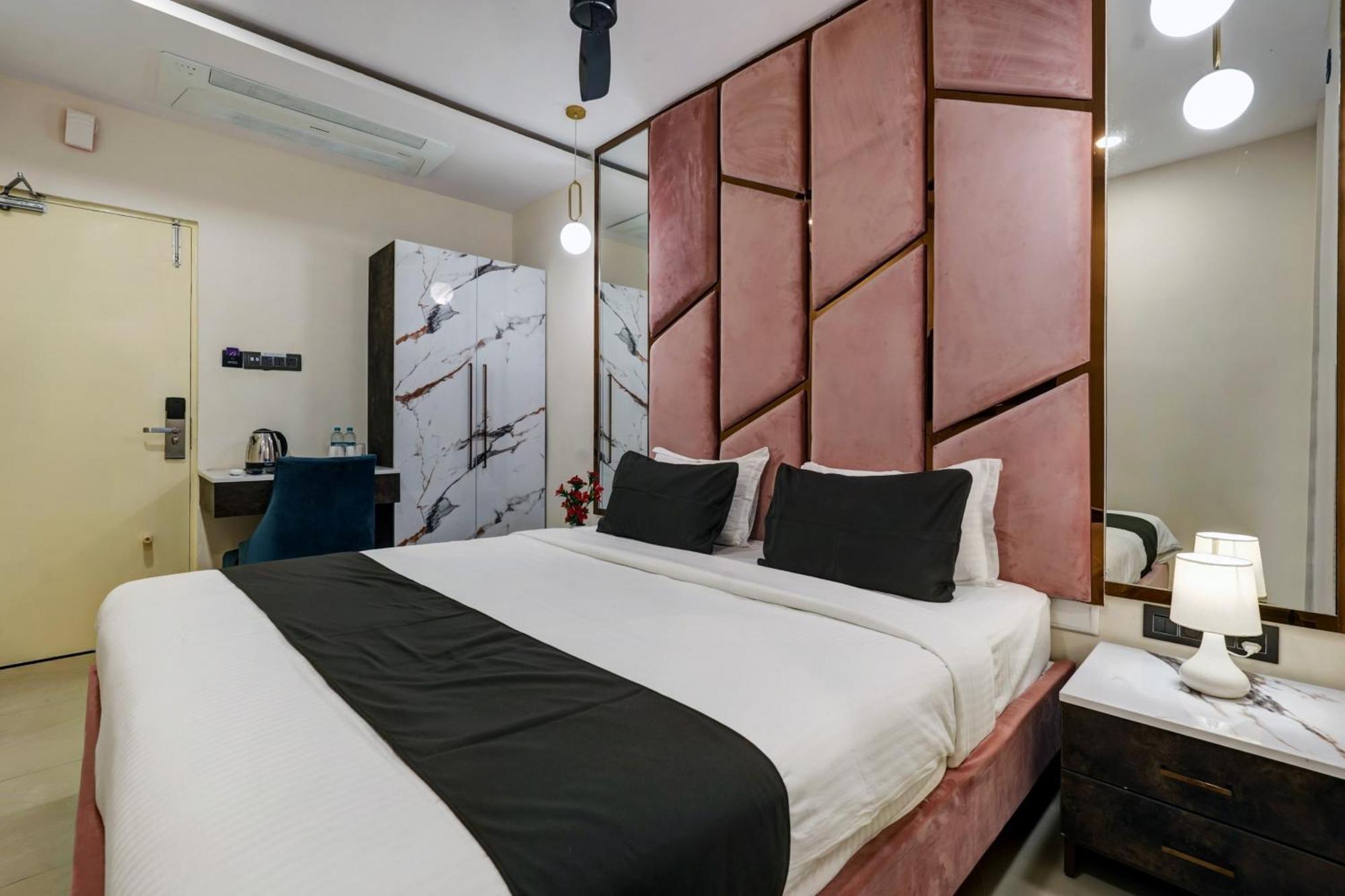 Astra Hotels & Suites - Koramangala Bangalore Exteriör bild