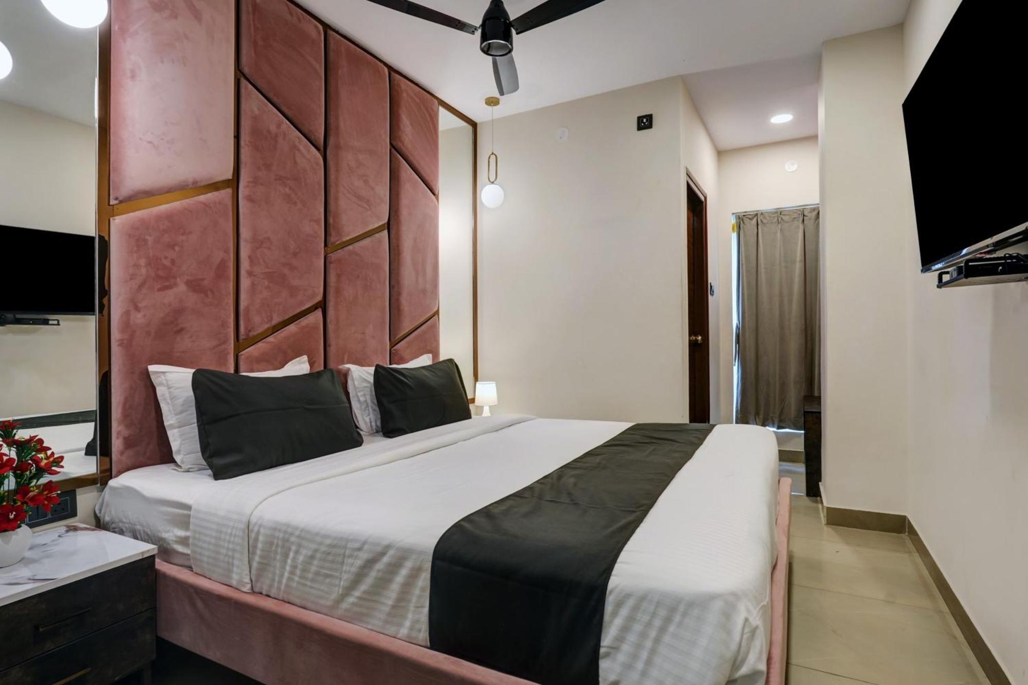 Astra Hotels & Suites - Koramangala Bangalore Exteriör bild